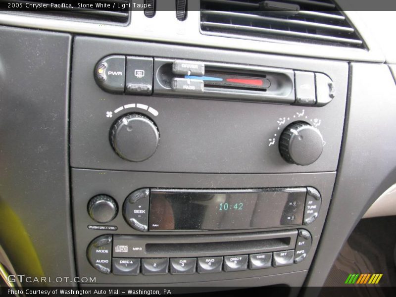 Stone White / Light Taupe 2005 Chrysler Pacifica