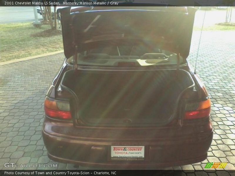 Monterey Maroon Metallic / Gray 2001 Chevrolet Malibu LS Sedan