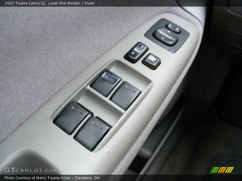 Lunar Mist Metallic / Stone 2003 Toyota Camry LE
