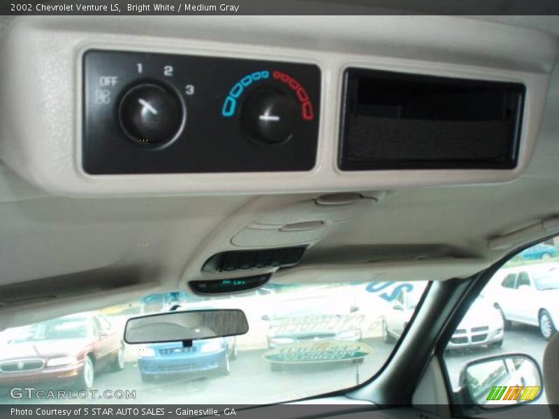 Bright White / Medium Gray 2002 Chevrolet Venture LS