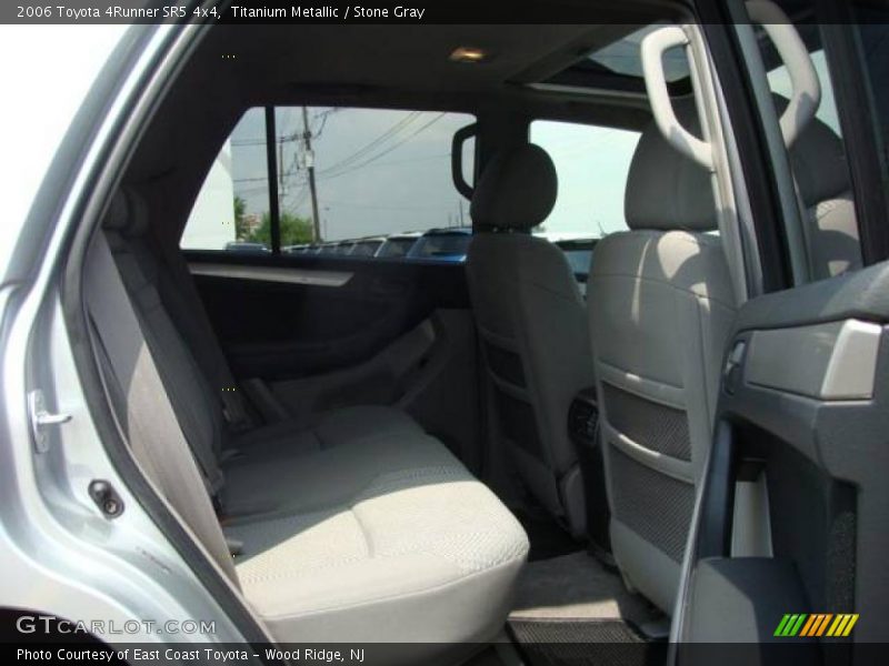 Titanium Metallic / Stone Gray 2006 Toyota 4Runner SR5 4x4