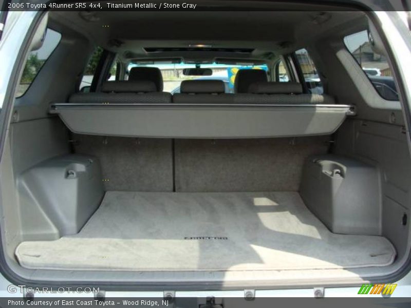 Titanium Metallic / Stone Gray 2006 Toyota 4Runner SR5 4x4