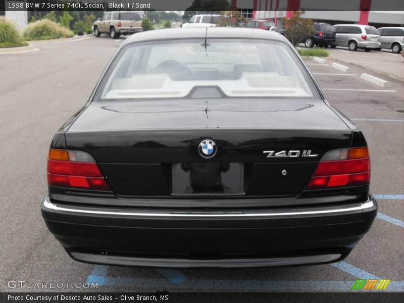 Black II / Sand 1998 BMW 7 Series 740iL Sedan