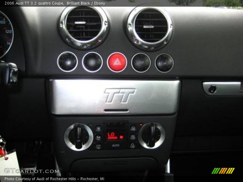 Brilliant Black / Ebony 2006 Audi TT 3.2 quattro Coupe