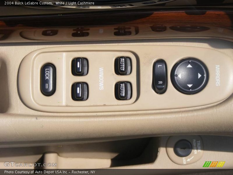 White / Light Cashmere 2004 Buick LeSabre Custom