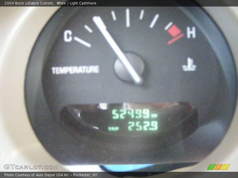 White / Light Cashmere 2004 Buick LeSabre Custom