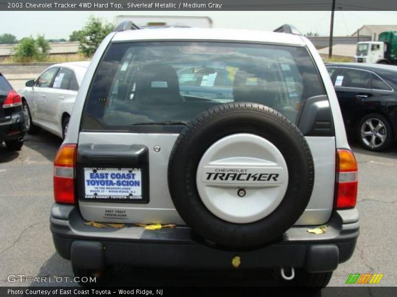 Silverleaf Metallic / Medium Gray 2003 Chevrolet Tracker 4WD Hard Top