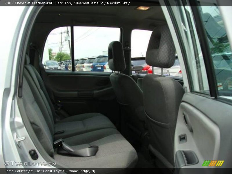 Silverleaf Metallic / Medium Gray 2003 Chevrolet Tracker 4WD Hard Top