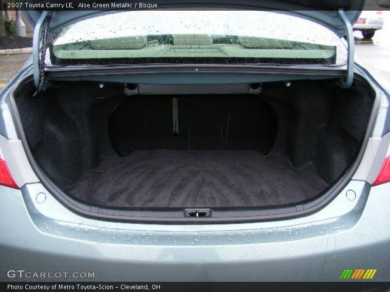 Aloe Green Metallic / Bisque 2007 Toyota Camry LE