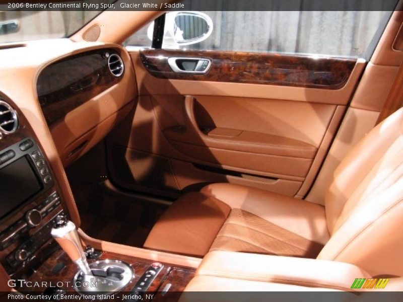 Glacier White / Saddle 2006 Bentley Continental Flying Spur
