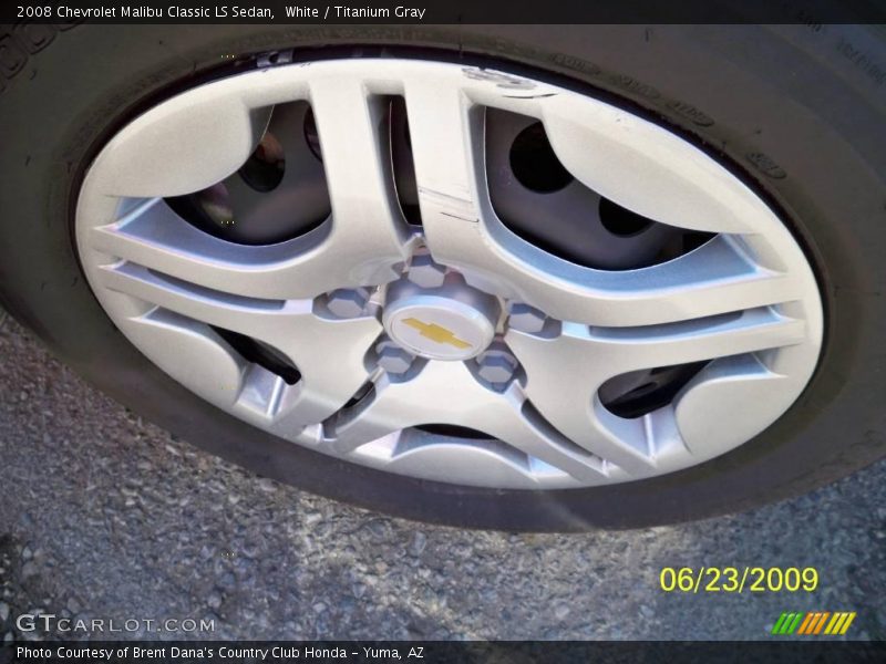 White / Titanium Gray 2008 Chevrolet Malibu Classic LS Sedan