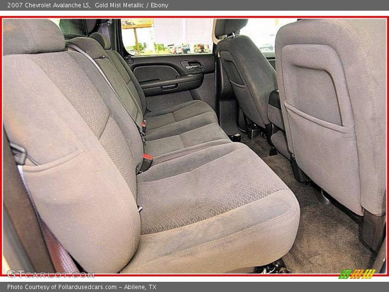 Gold Mist Metallic / Ebony 2007 Chevrolet Avalanche LS