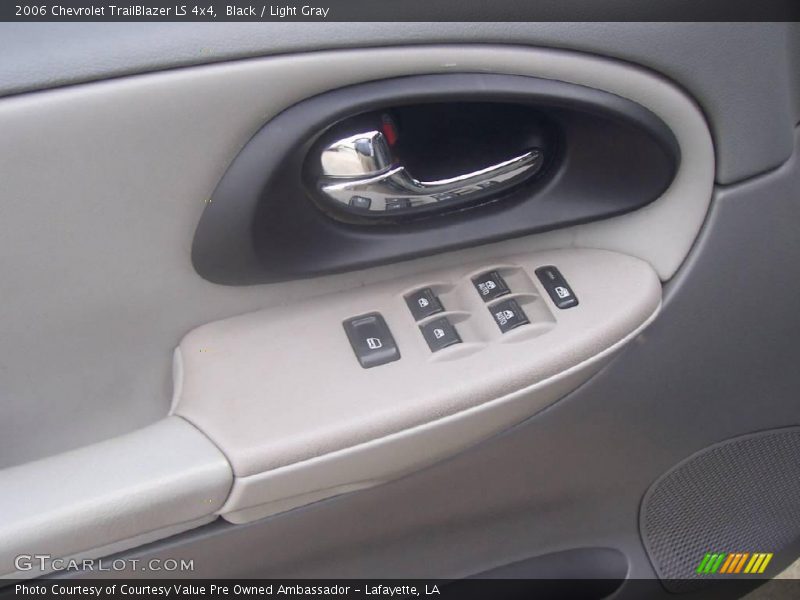 Black / Light Gray 2006 Chevrolet TrailBlazer LS 4x4