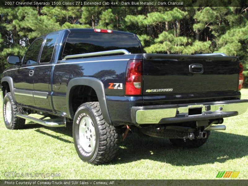 Dark Blue Metallic / Dark Charcoal 2007 Chevrolet Silverado 1500 Classic Z71 Extended Cab 4x4