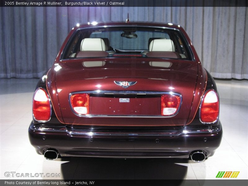 Burgundy/Black Velvet / Oatmeal 2005 Bentley Arnage R Mulliner