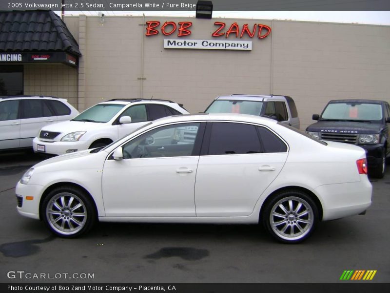 Campanella White / Pure Beige 2005 Volkswagen Jetta 2.5 Sedan