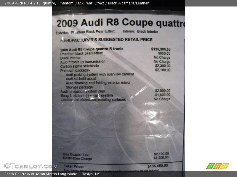 Phantom Black Pearl Effect / Black Alcantara/Leather 2009 Audi R8 4.2 FSI quattro