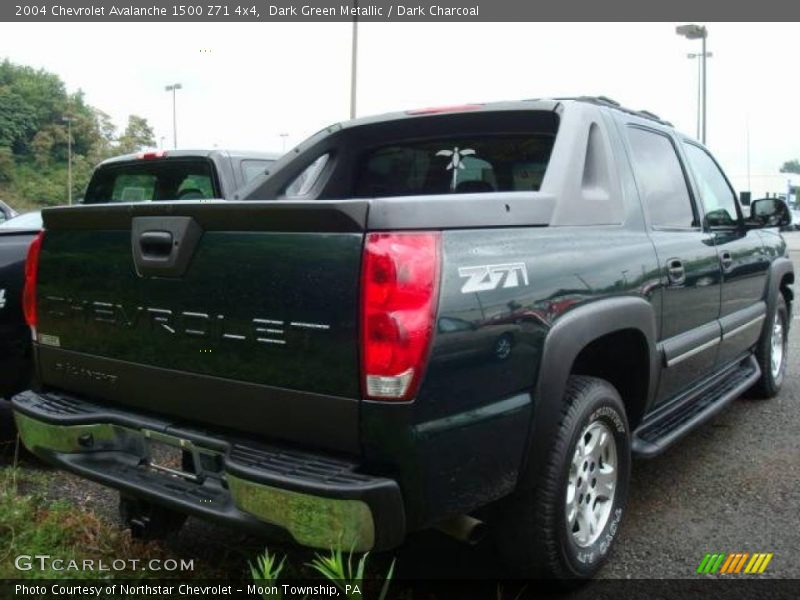 Dark Green Metallic / Dark Charcoal 2004 Chevrolet Avalanche 1500 Z71 4x4