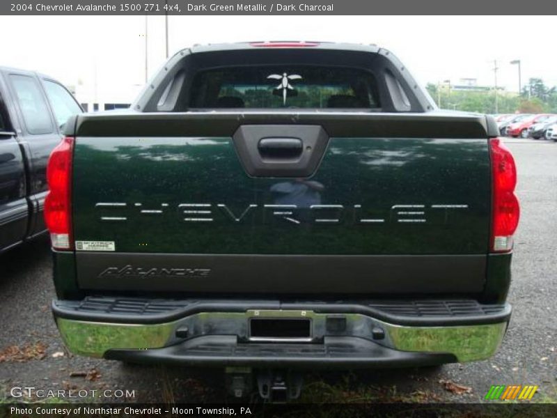 Dark Green Metallic / Dark Charcoal 2004 Chevrolet Avalanche 1500 Z71 4x4