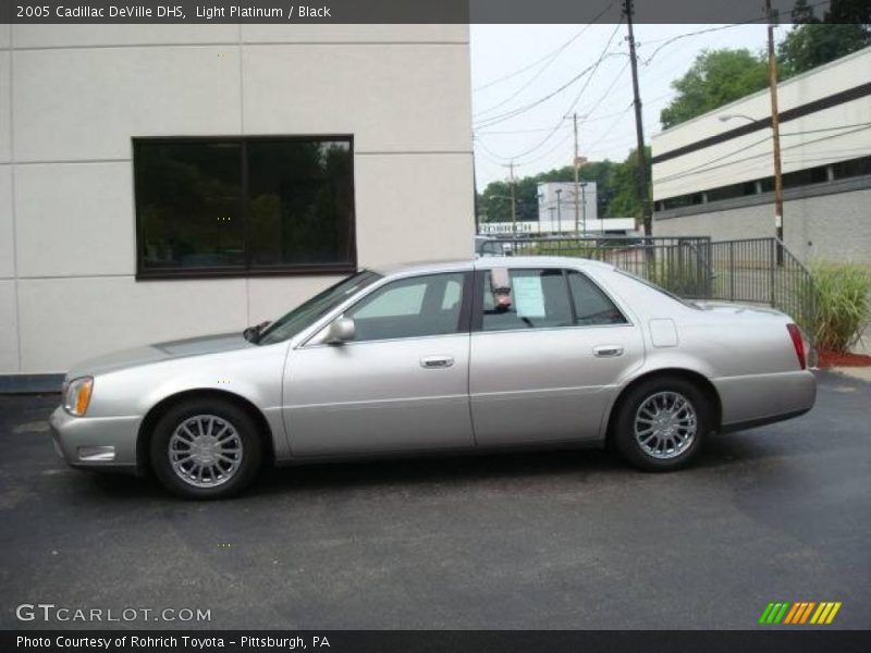 Light Platinum / Black 2005 Cadillac DeVille DHS