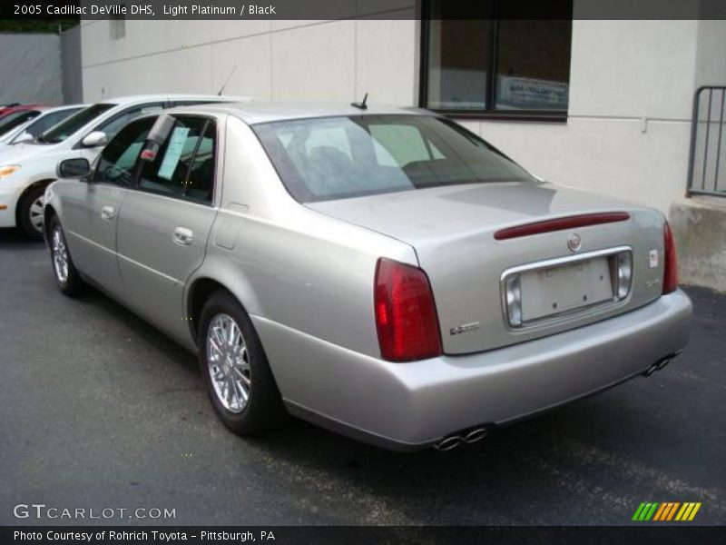 Light Platinum / Black 2005 Cadillac DeVille DHS