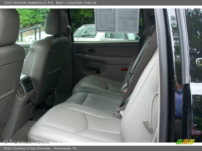 Black / Gray/Dark Charcoal 2006 Chevrolet Avalanche LS 4x4