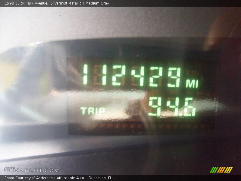 Silvermist Metallic / Medium Gray 1998 Buick Park Avenue