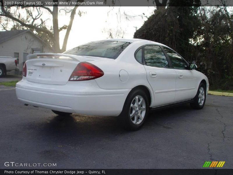 Vibrant White / Medium/Dark Flint 2007 Ford Taurus SEL