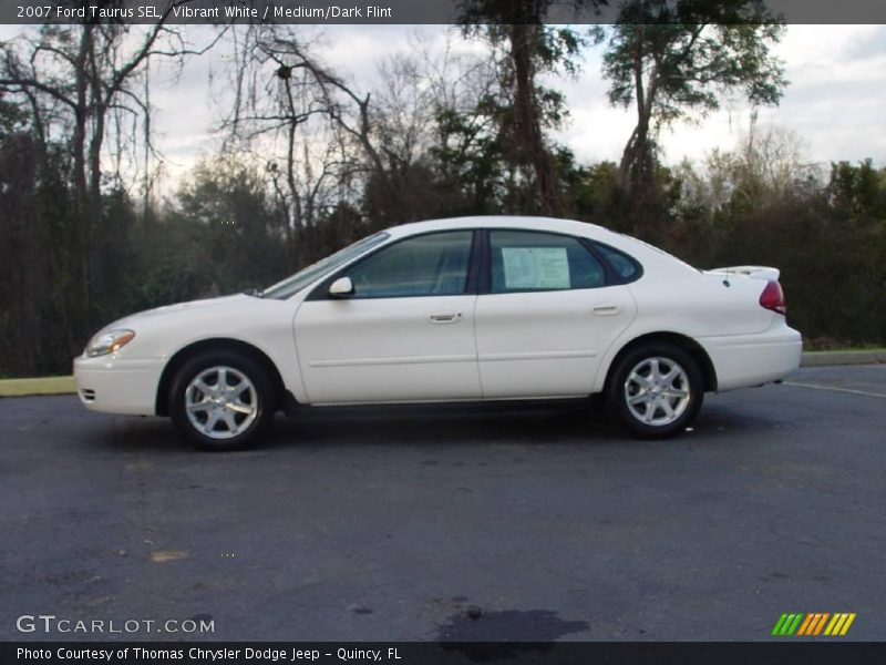 Vibrant White / Medium/Dark Flint 2007 Ford Taurus SEL