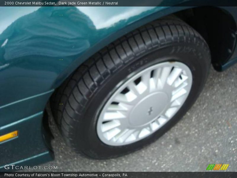 Dark Jade Green Metallic / Neutral 2000 Chevrolet Malibu Sedan