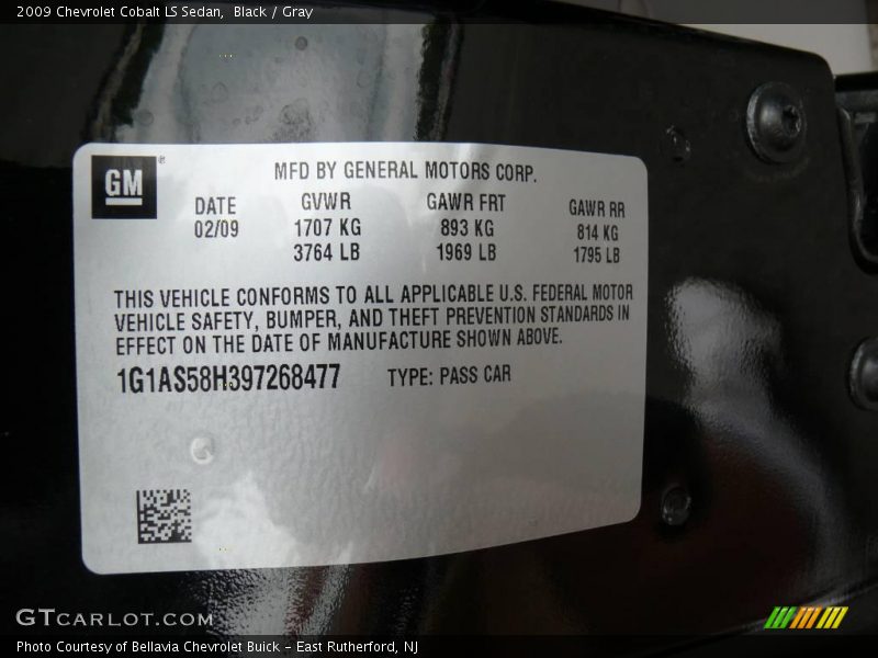 Black / Gray 2009 Chevrolet Cobalt LS Sedan