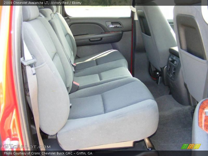 Victory Red / Ebony 2009 Chevrolet Avalanche LT