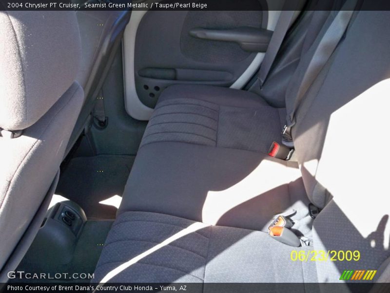 Seamist Green Metallic / Taupe/Pearl Beige 2004 Chrysler PT Cruiser