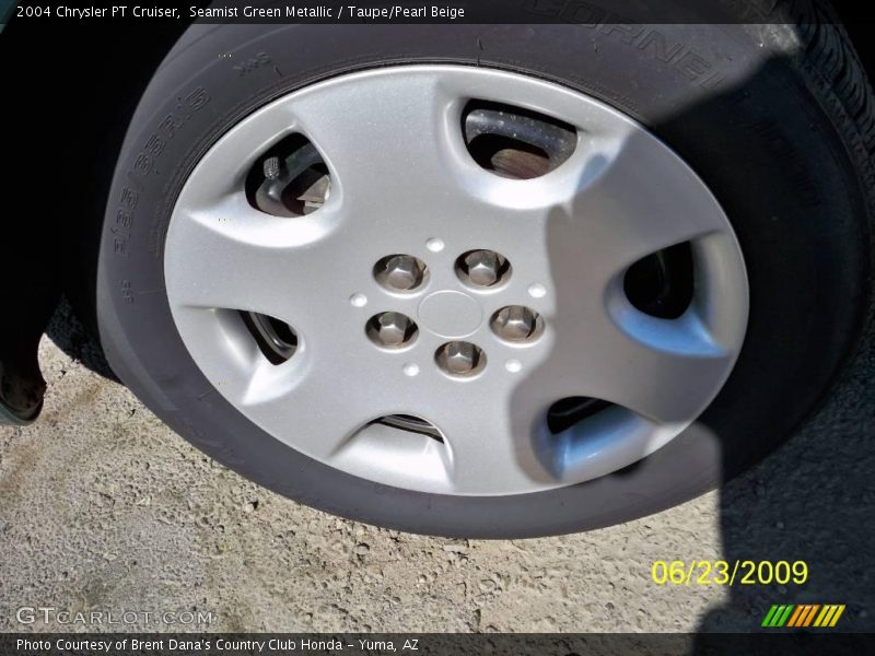 Seamist Green Metallic / Taupe/Pearl Beige 2004 Chrysler PT Cruiser