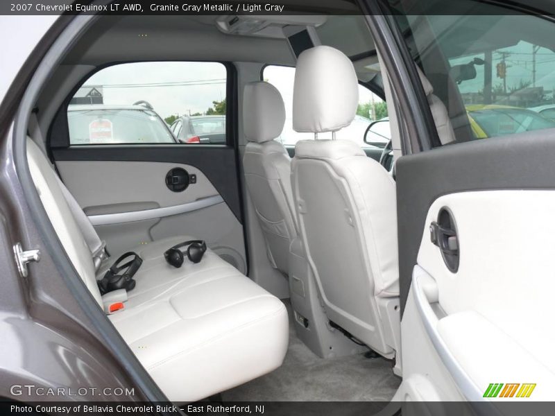 Granite Gray Metallic / Light Gray 2007 Chevrolet Equinox LT AWD