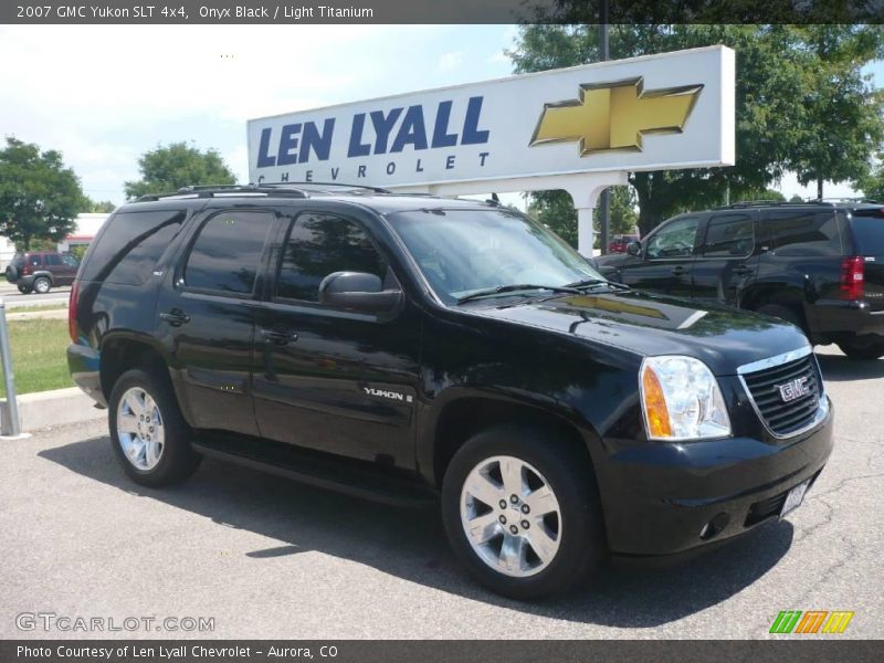 Onyx Black / Light Titanium 2007 GMC Yukon SLT 4x4