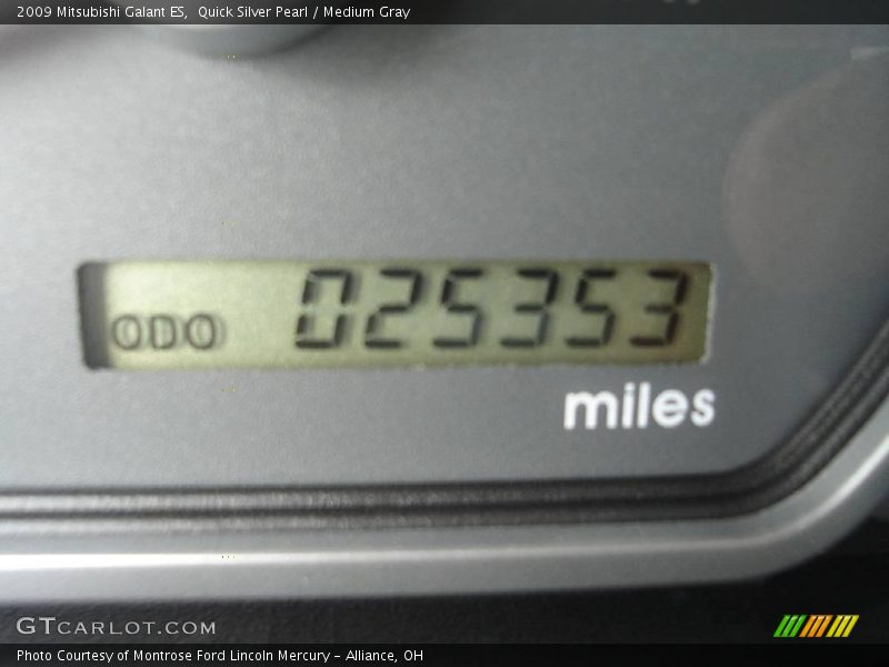 Quick Silver Pearl / Medium Gray 2009 Mitsubishi Galant ES