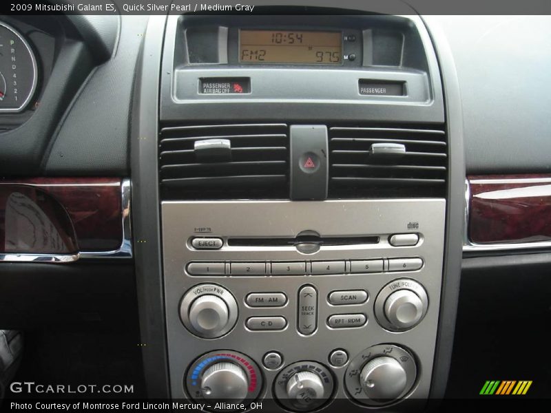 Quick Silver Pearl / Medium Gray 2009 Mitsubishi Galant ES
