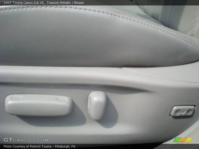 Titanium Metallic / Bisque 2007 Toyota Camry XLE V6