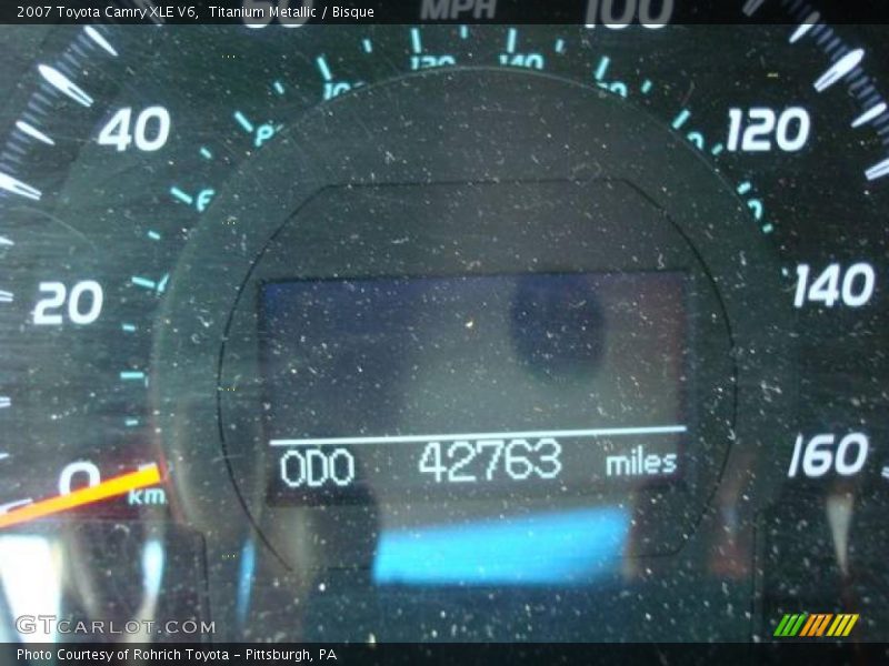 Titanium Metallic / Bisque 2007 Toyota Camry XLE V6