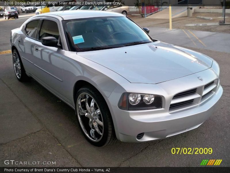 Bright Silver Metallic / Dark/Light Slate Gray 2008 Dodge Charger SE
