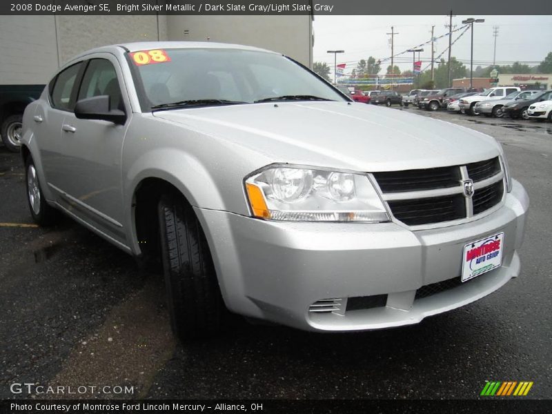 Bright Silver Metallic / Dark Slate Gray/Light Slate Gray 2008 Dodge Avenger SE