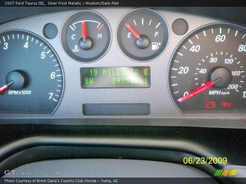 Silver Frost Metallic / Medium/Dark Flint 2007 Ford Taurus SEL
