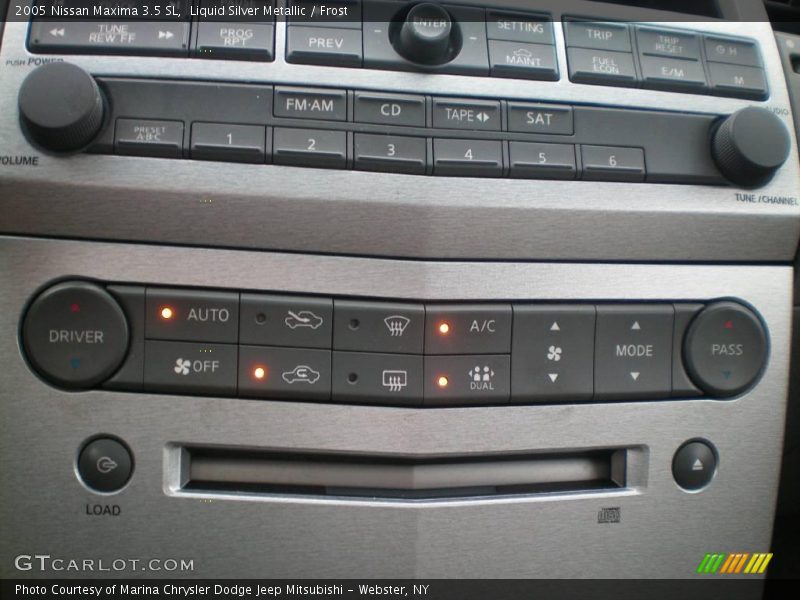 Liquid Silver Metallic / Frost 2005 Nissan Maxima 3.5 SL