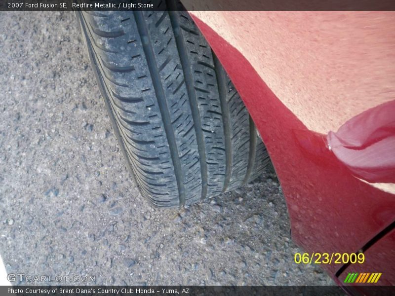 Redfire Metallic / Light Stone 2007 Ford Fusion SE