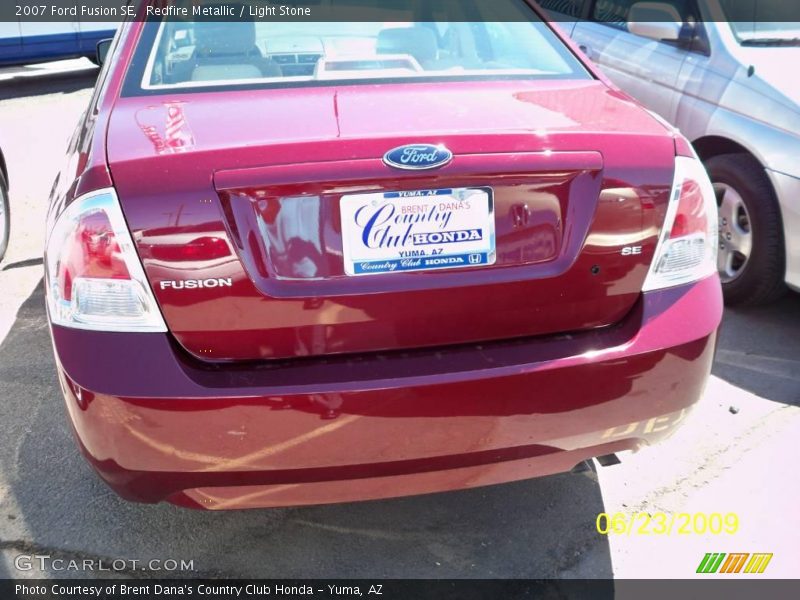 Redfire Metallic / Light Stone 2007 Ford Fusion SE