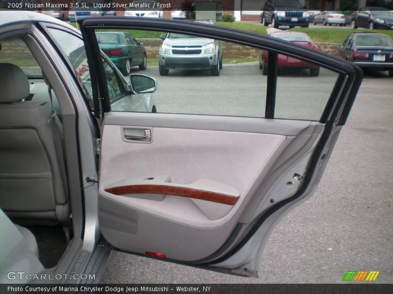 Liquid Silver Metallic / Frost 2005 Nissan Maxima 3.5 SL