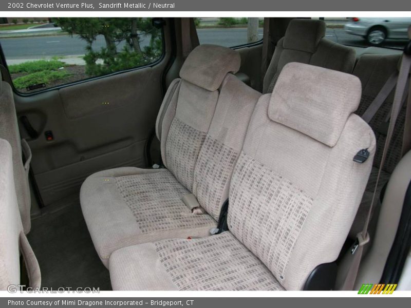 Sandrift Metallic / Neutral 2002 Chevrolet Venture Plus