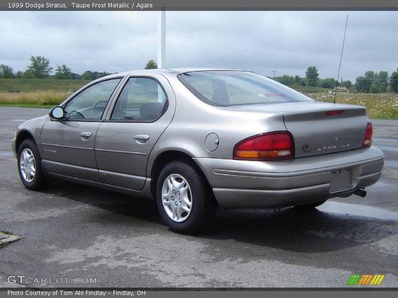 Taupe Frost Metallic / Agate 1999 Dodge Stratus