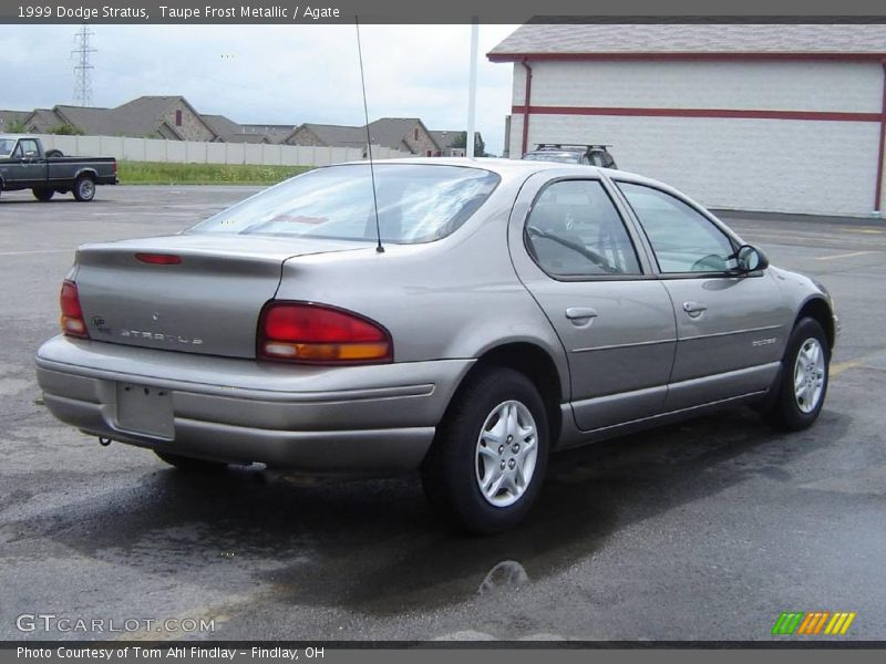 Taupe Frost Metallic / Agate 1999 Dodge Stratus